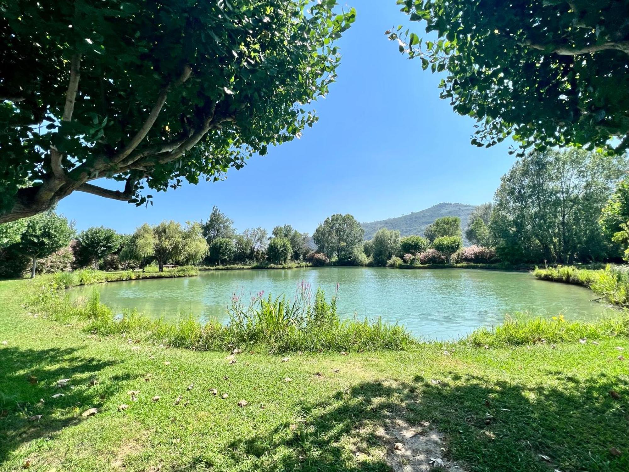 La Roquette-sur-Siagne Domaine Du Lac De La Vallee מראה חיצוני תמונה