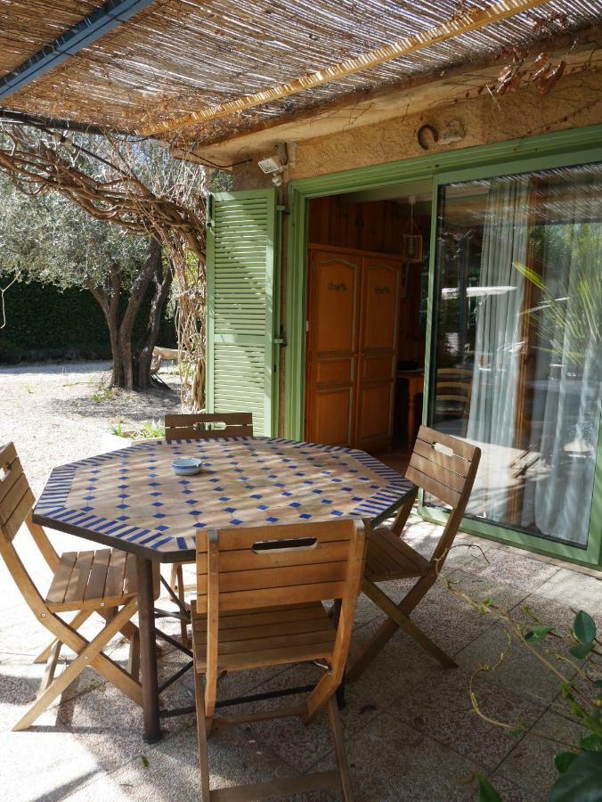 La Roquette-sur-Siagne Domaine Du Lac De La Vallee מראה חיצוני תמונה
